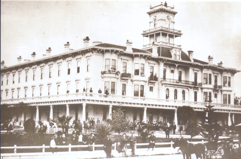 The 90-room Arlington Hotel was built in 1875 occupying an entire block of State Street where the Arlington Theater is today. Mule drawn trolley cars helped guests get to the beach. It established a new level of luxury until it burned in 1909.